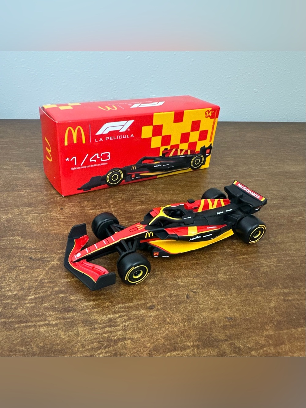 2025 F1 McDonald’s Set: F1 Formula 1 McDonald’s New in Box Scale 1:43